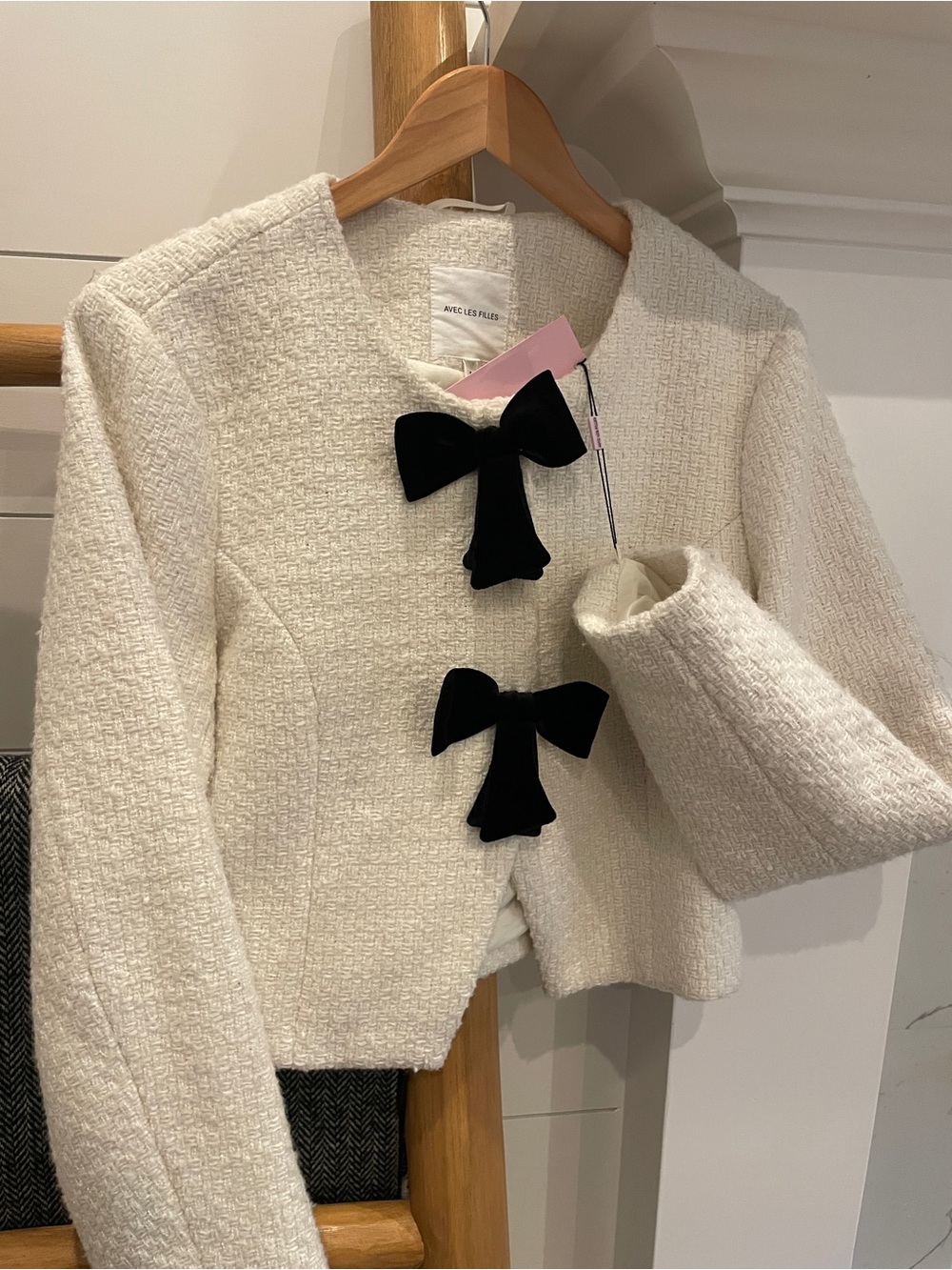 NWT Avec Les Filles Cropped Bow-Front Jacket - L